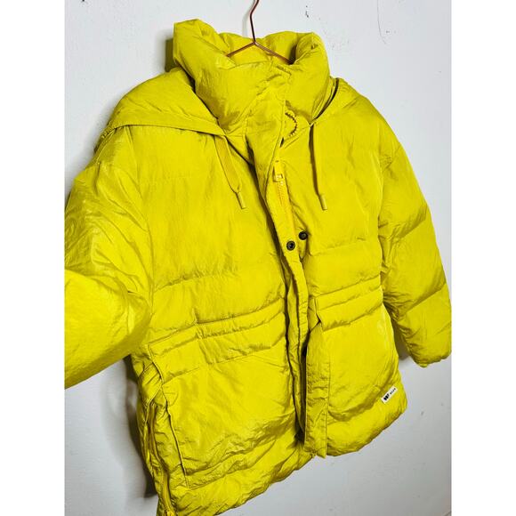 OOF Neon Yellow Nylon 100% Polyester High Neck Tie Front Puffer Coat size 40 - Picture 6 of 16